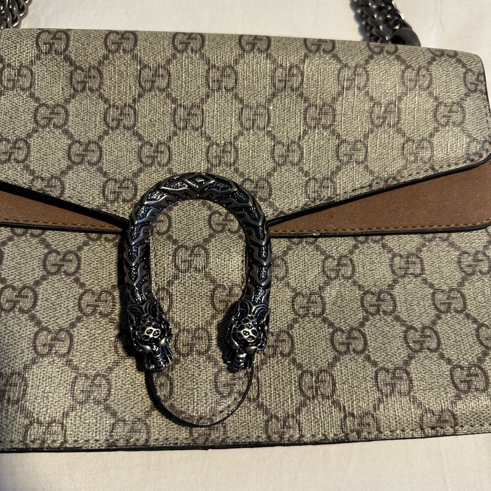 Purse - Picture 4 of 4